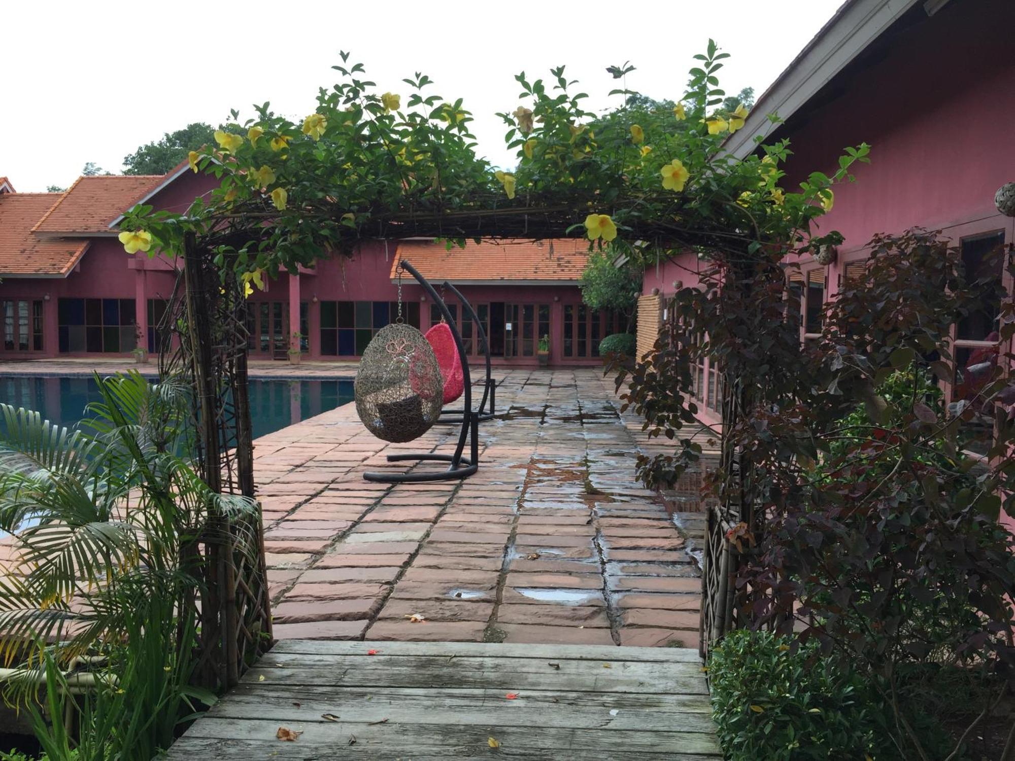 Chiangmai Royal Creek Hotel Hang Dong Exteriér fotografie